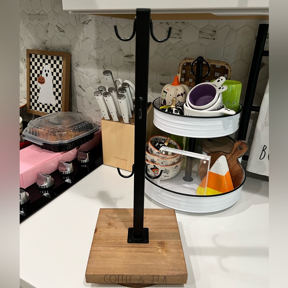Rustic Rae Dunn coffee & tea mug holder